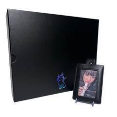 [Signature Series] - Photocard Holder Designed to Fit Photocard Size Toploader 66x94mm/65x93mm