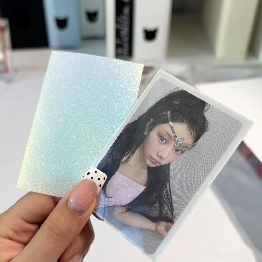 [Single Sided Stardust] Meowcafe [61 x 91 mm] Premium Stardust Sleeves - Gradient Mermaid Stardust (White Front + Mermaid Stardust Back)