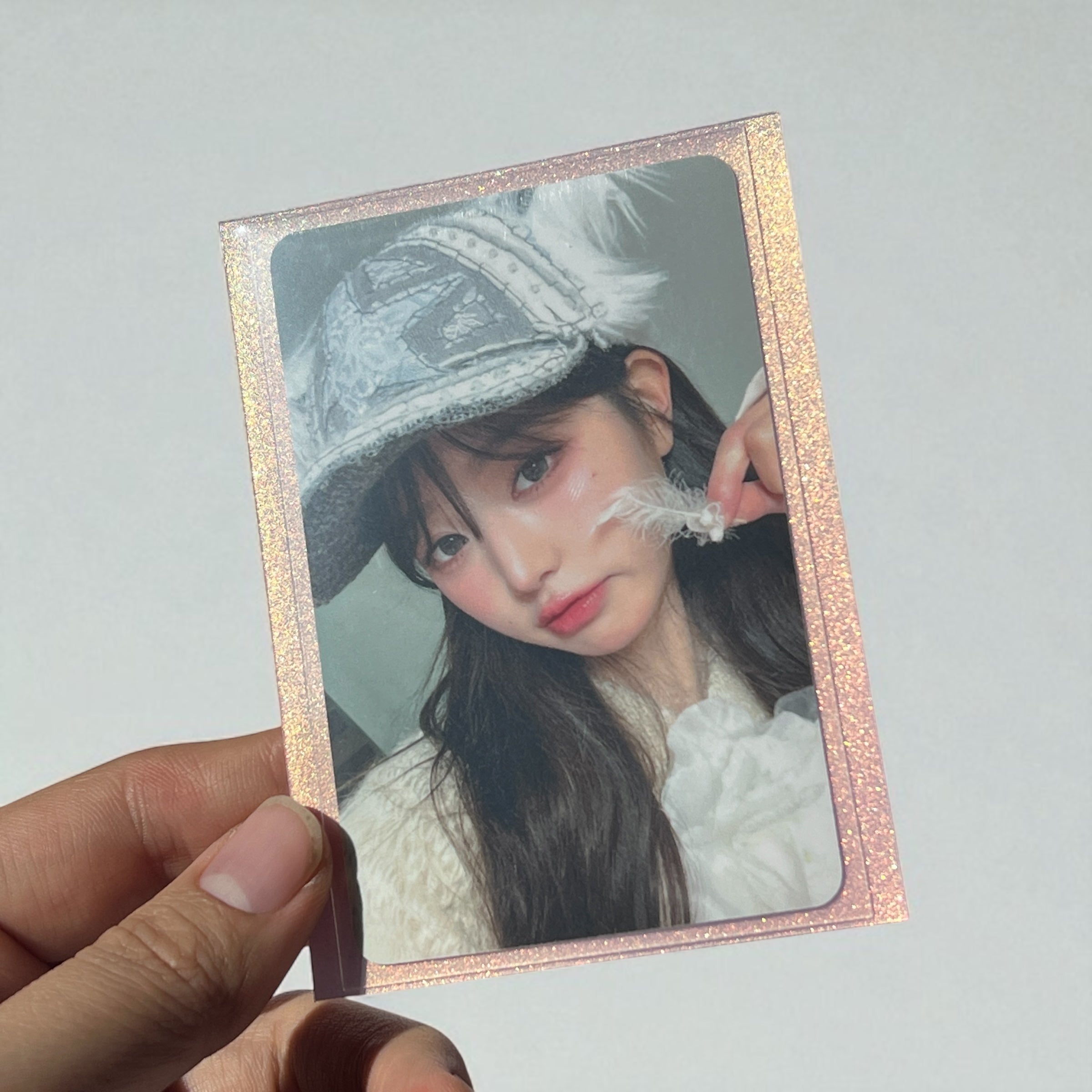 [Double Sided Stardust] Meowcafe [66x91 mm] Premium Stardust Sleeves - Gradient Pink Stardust