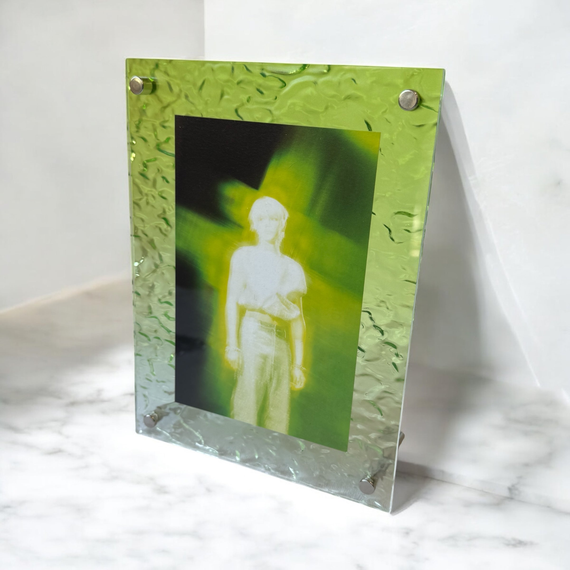 K-KEEP Acrylic Display Frame - Ripple Effect [1 Postcard Frame] Maximal Fit 133x173mm Sleeve