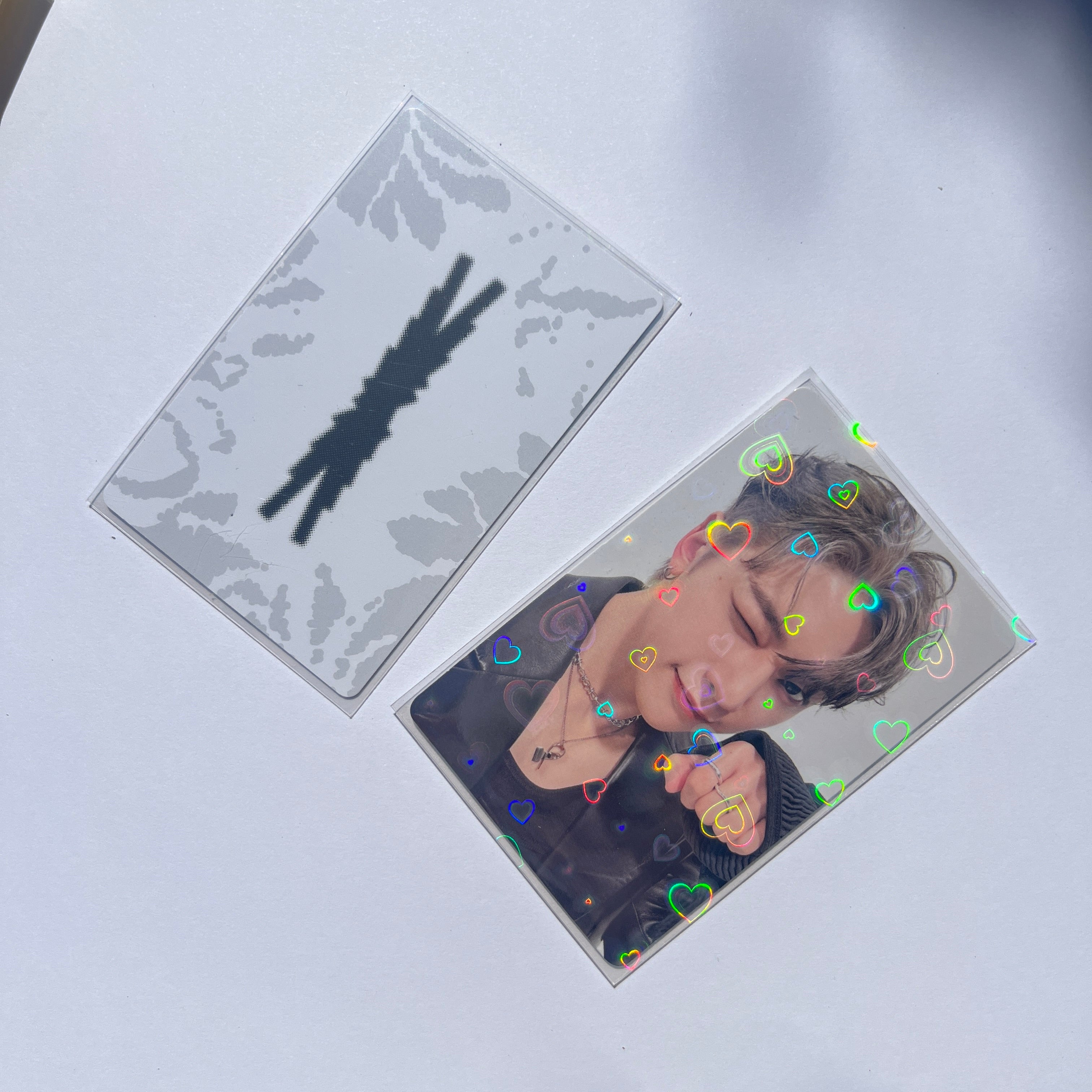 [57x88mm] Meowcafe Premium Holographic CPP Photocard Sleeve - [Hologram Heart Y2K] (SH-04)