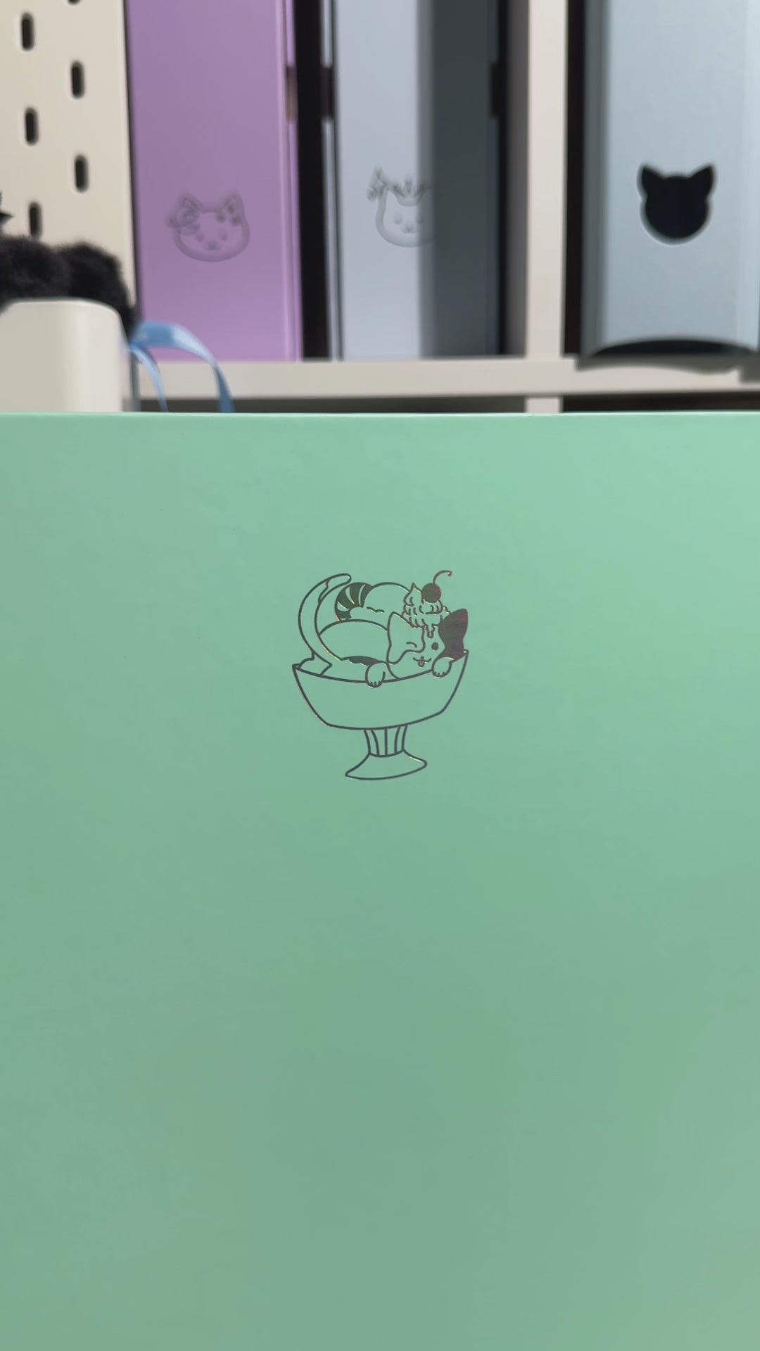 [PRE ORDER] [Signature Series] - [A4 Plus] - [2 inch] - Magnetic Closure Binder + Dustproof SlipCase - Sundae